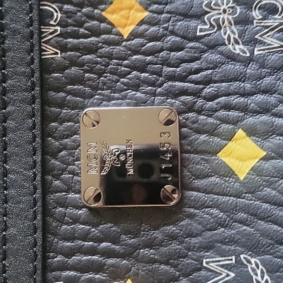 MCM Black crossbody Bag - Picture 3 of 4